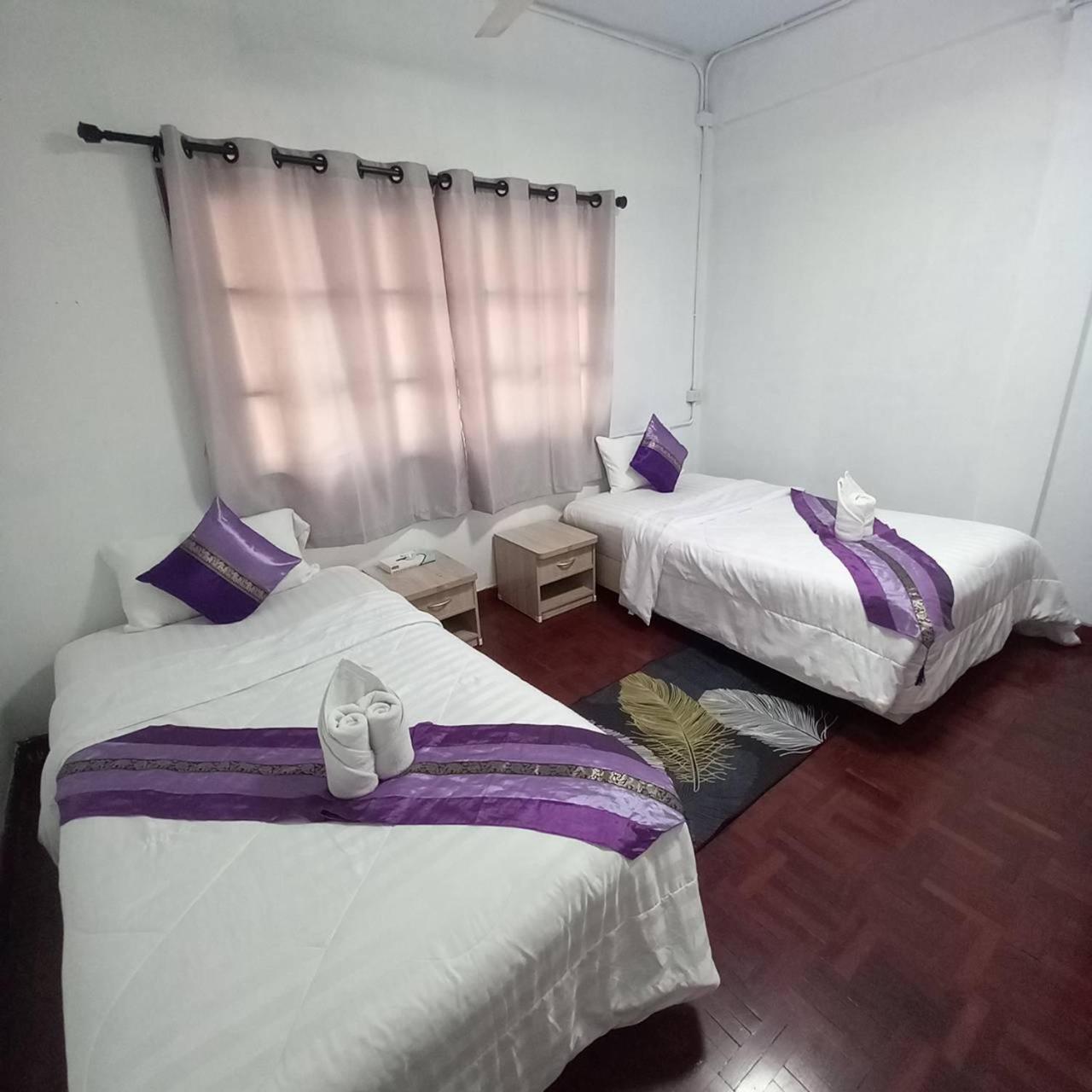 Chiangmai First House & Tour *